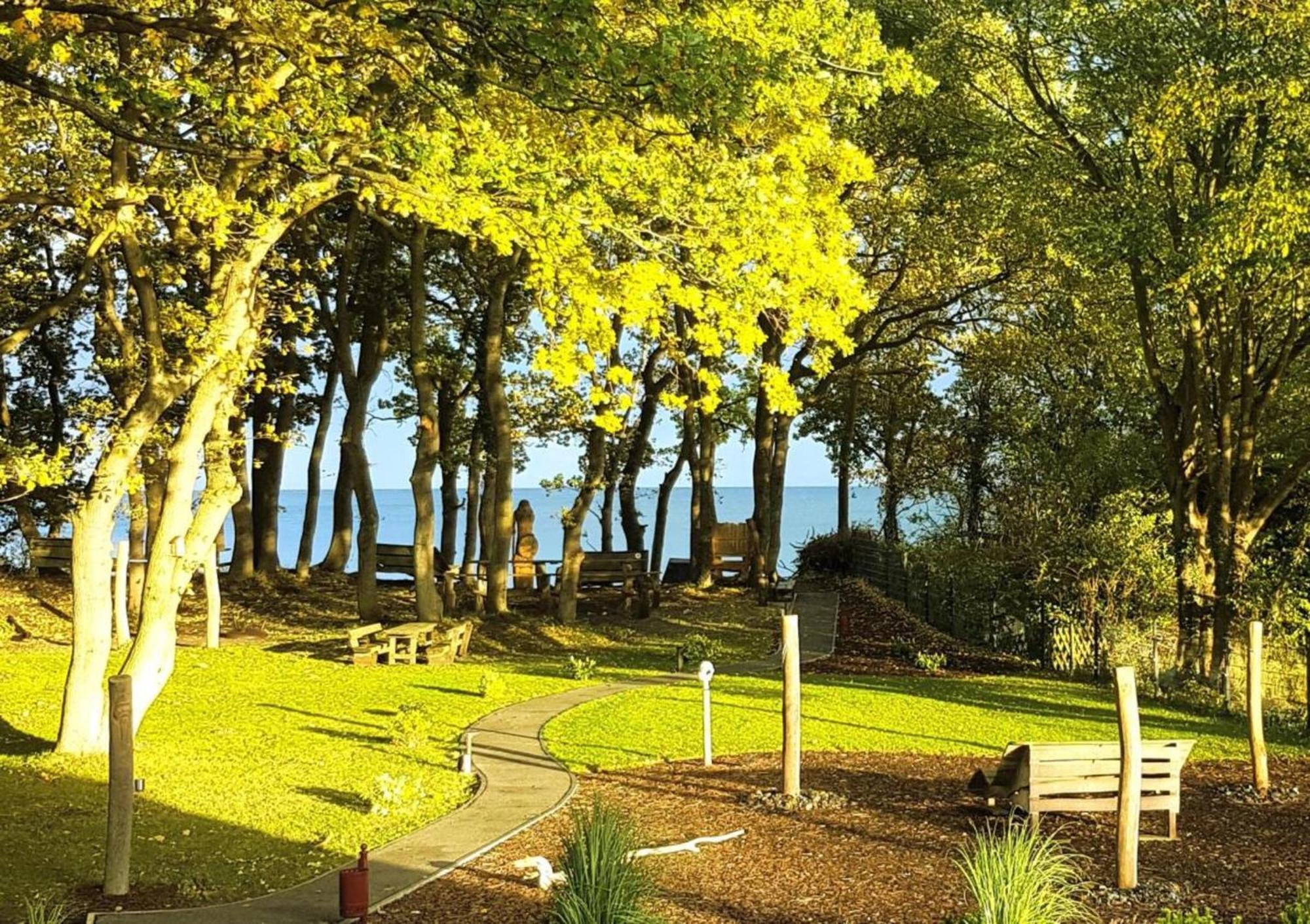 Traumhaftes Appartement - Odins Blick Wohnung 13 , Sauna Und Privatstrand, Blick Zur Ostsee Lobbe Bagian luar foto